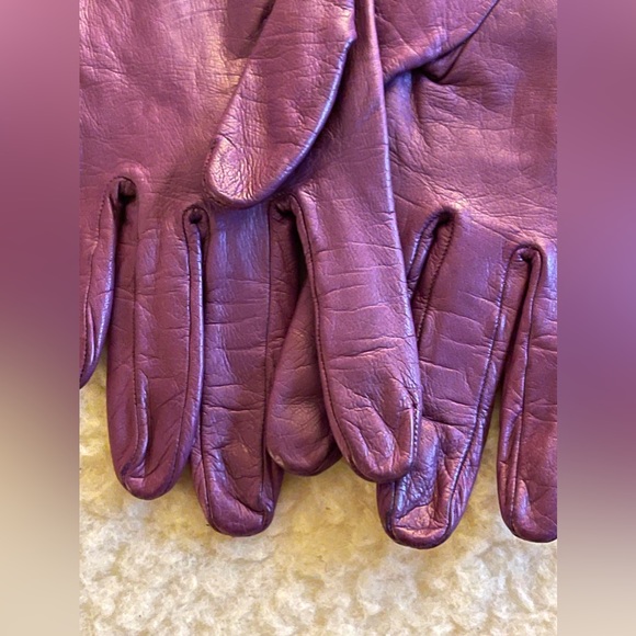 Christian Dior Gloves! - Picture 5 of 6